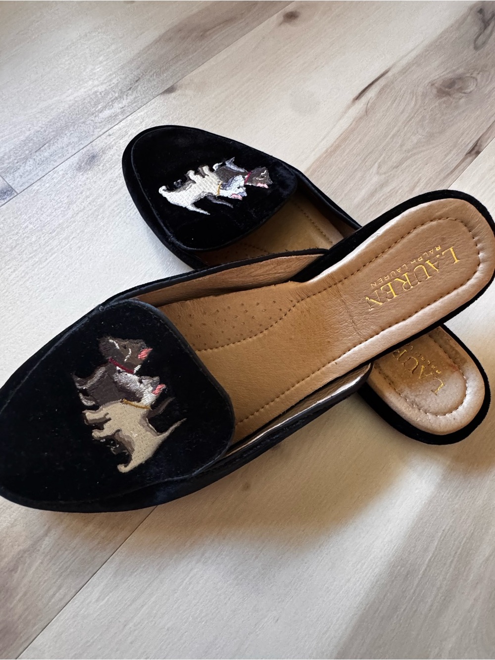 Ralph Lauren Black Velvet Embroidered Scottie Mule Flats size 8.5